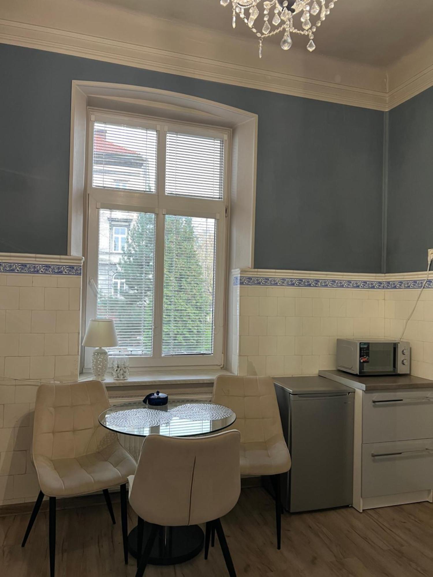 Apartamenty Przy Dworcu Przemyśl Kültér fotó